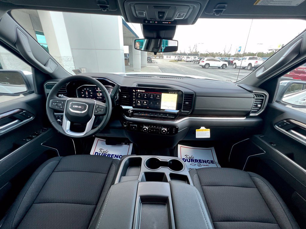 New 2026 GMC Sierra 1500 SLE AWD/4WD image 2