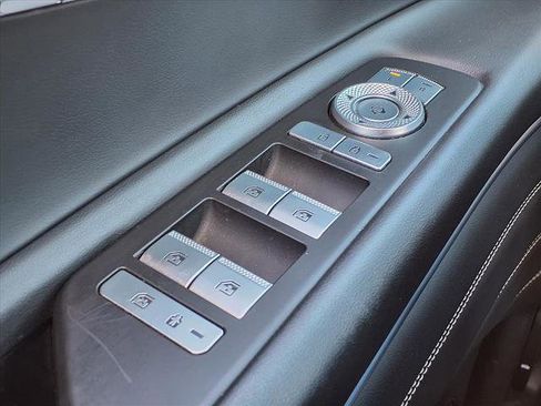 Used 2023 Genesis GV80 3.5T image 17