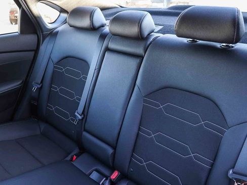 Used 2024 Kia Forte GT-Line image 19