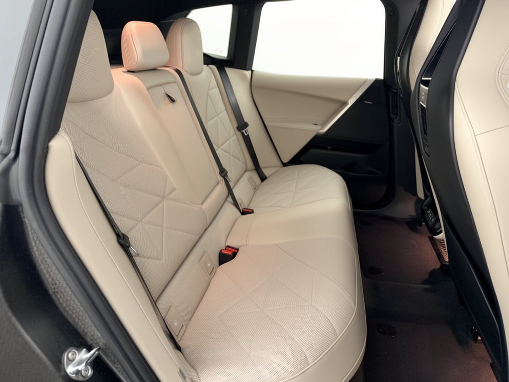 Certified 2024 BMW iX xDrive50 AWD/4WD image 29