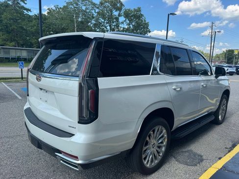 Certified 2023 Cadillac Escalade Premium Luxury w/ Performance Package AWD/4WD image 4