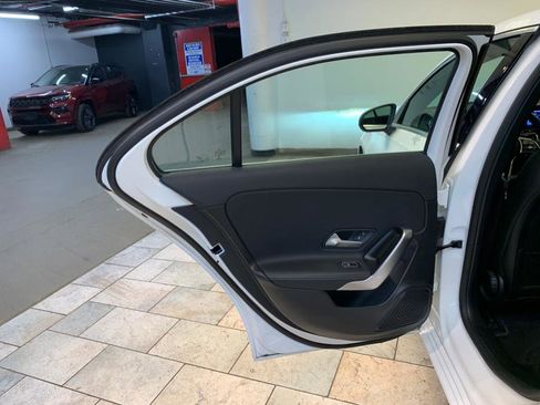 Used 2022 Mercedes-Benz A 220 4MATIC image 46