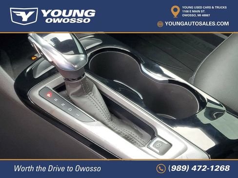 Used 2025 Buick Envista Sport Touring w/ Experience Buick Package FWD image 21
