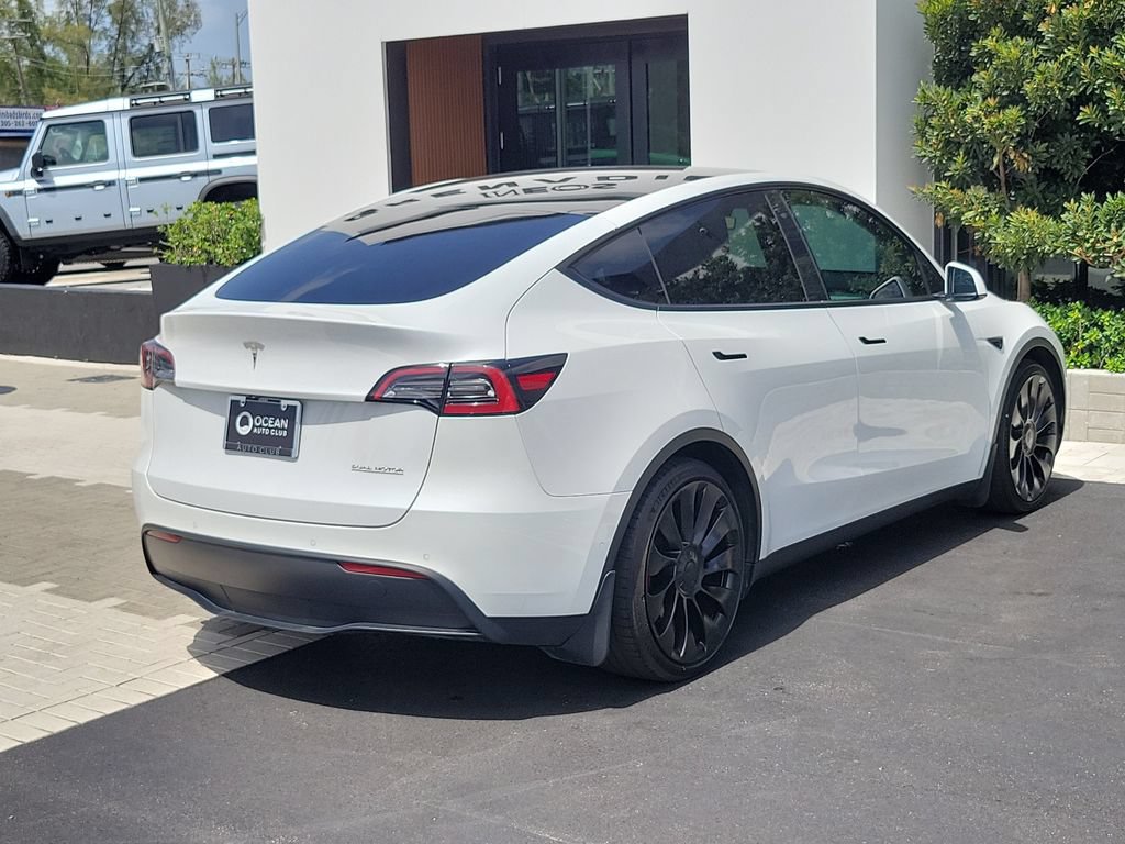 Used 2022 Tesla Model Y Performance AWD/4WD image 4