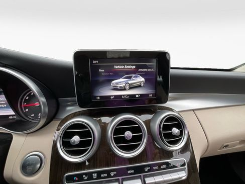 Used 2016 Mercedes-Benz C 300 4MATIC Sedan image 20
