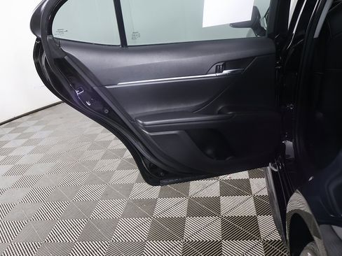 Used 2024 Toyota Camry SE image 24