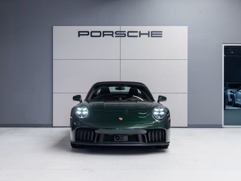 Certified 2026 Porsche 911 Targa 4 GTS AWD/4WD image 12