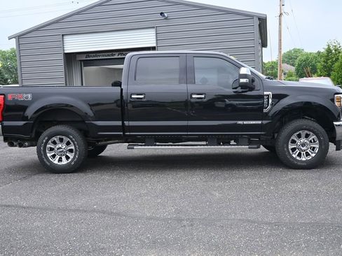 Used 2019 Ford F250 XLT w/ XLT Premium Package AWD/4WD image 4