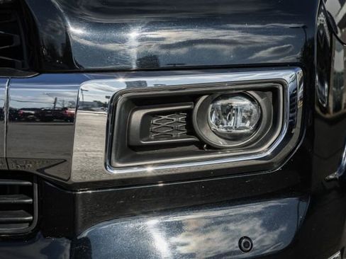 Used 2021 Toyota 4Runner Limited image 12