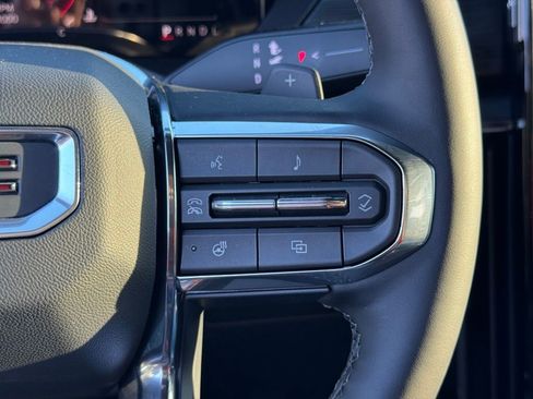 New 2026 GMC Acadia Elevation image 25