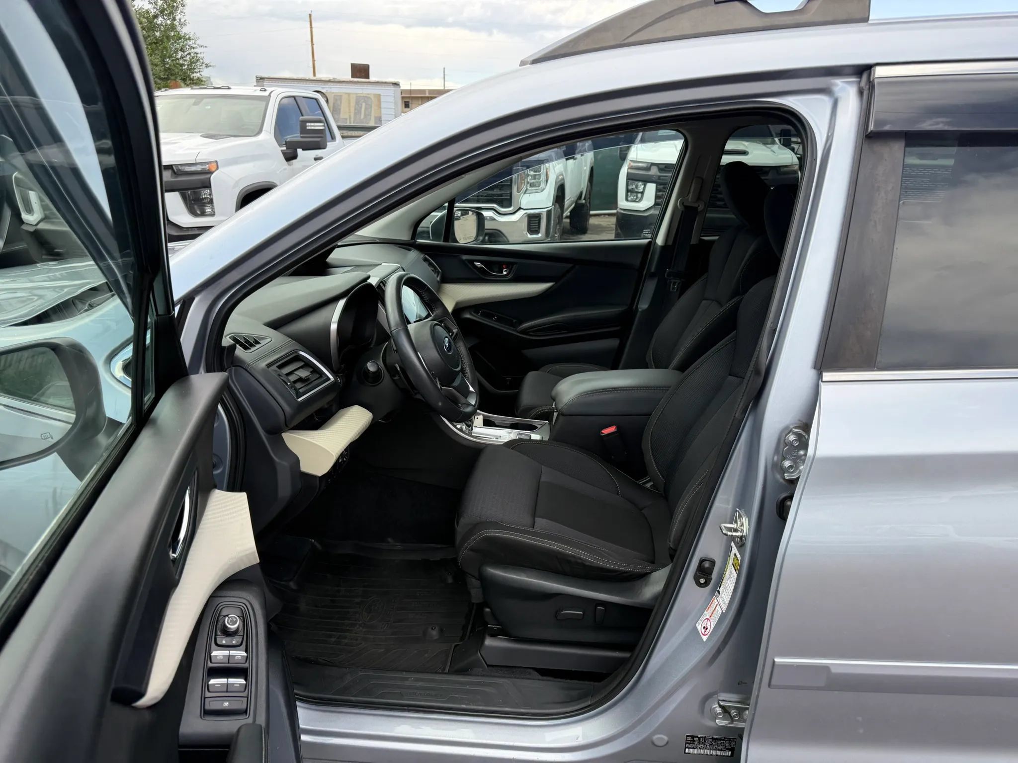 Used 2019 Subaru Ascent Premium AWD/4WD image 13