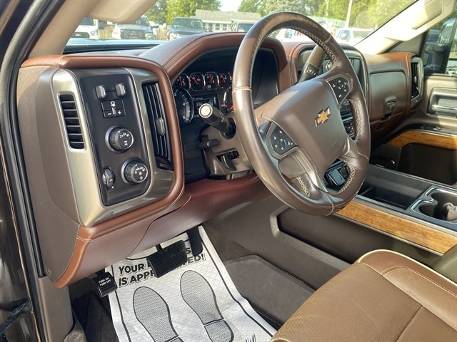 Used 2019 Chevrolet Silverado 3500 High Country w/ Duramax Plus Package AWD/4WD image 29