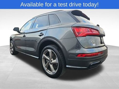 Used 2020 Audi Q5 2.0T Titanium Premium Plus image 3