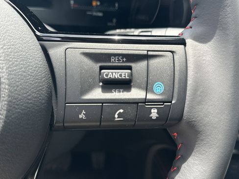 New 2026 Nissan Kicks SR FWD image 20
