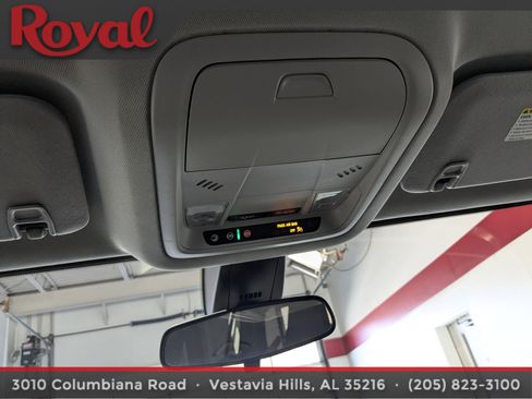 Used 2021 GMC Acadia SLE w/ Driver Convenience Package image 25