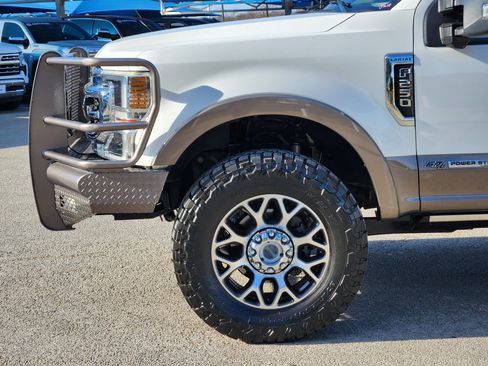 Used 2020 Ford F250 Lariat w/ Lariat Ultimate Package image 8