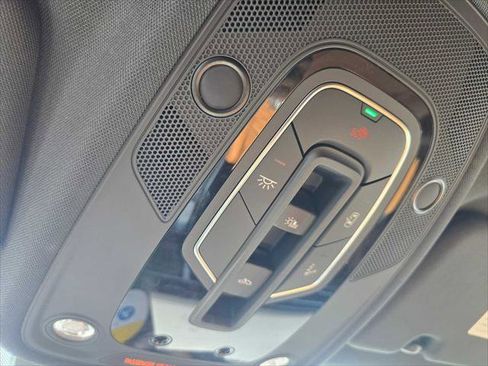 New 2025 Audi RS Q8 performance image 34