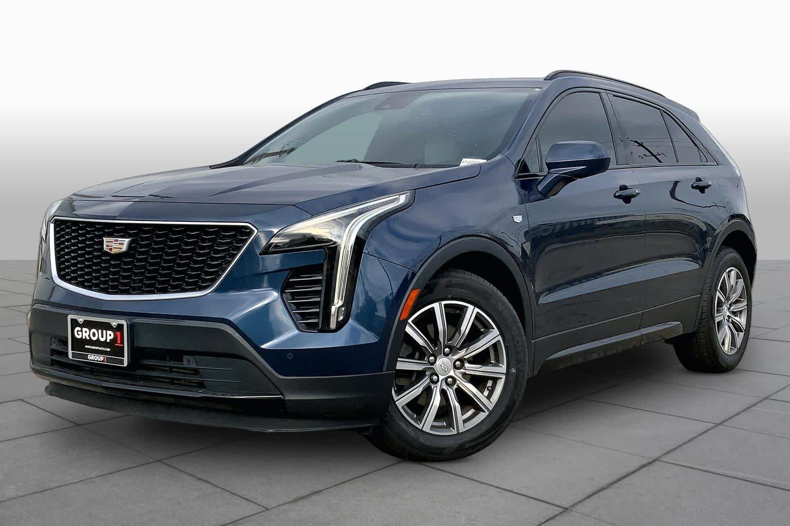 Used 2019 Cadillac XT4 Sport w/ Cold Weather Package AWD/4WD image 2