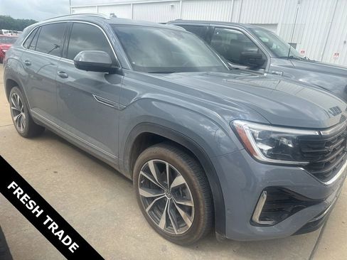 Used 2024 Volkswagen Atlas Cross Sport SEL Premium R-Line image 1
