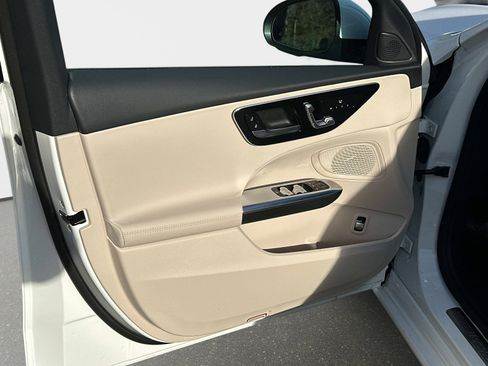 New 2026 Mercedes-Benz C 300 Sedan image 16