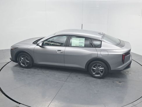 New 2026 Kia K4 LXS image 45