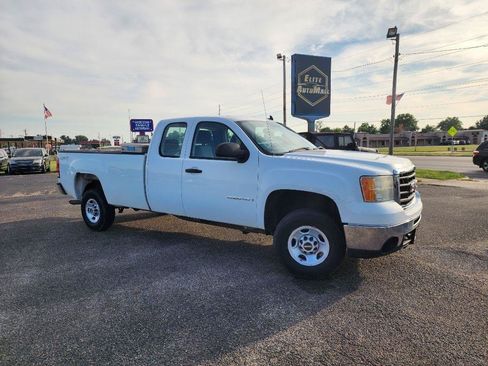 Used 2009 GMC Sierra 2500 W/T w/ Snow Plow Prep Package AWD/4WD image 1