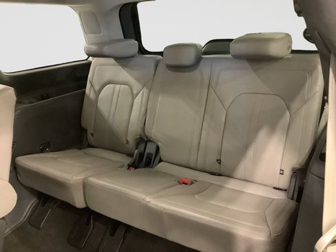 Used 2021 Ford Expedition Limited AWD/4WD image 21