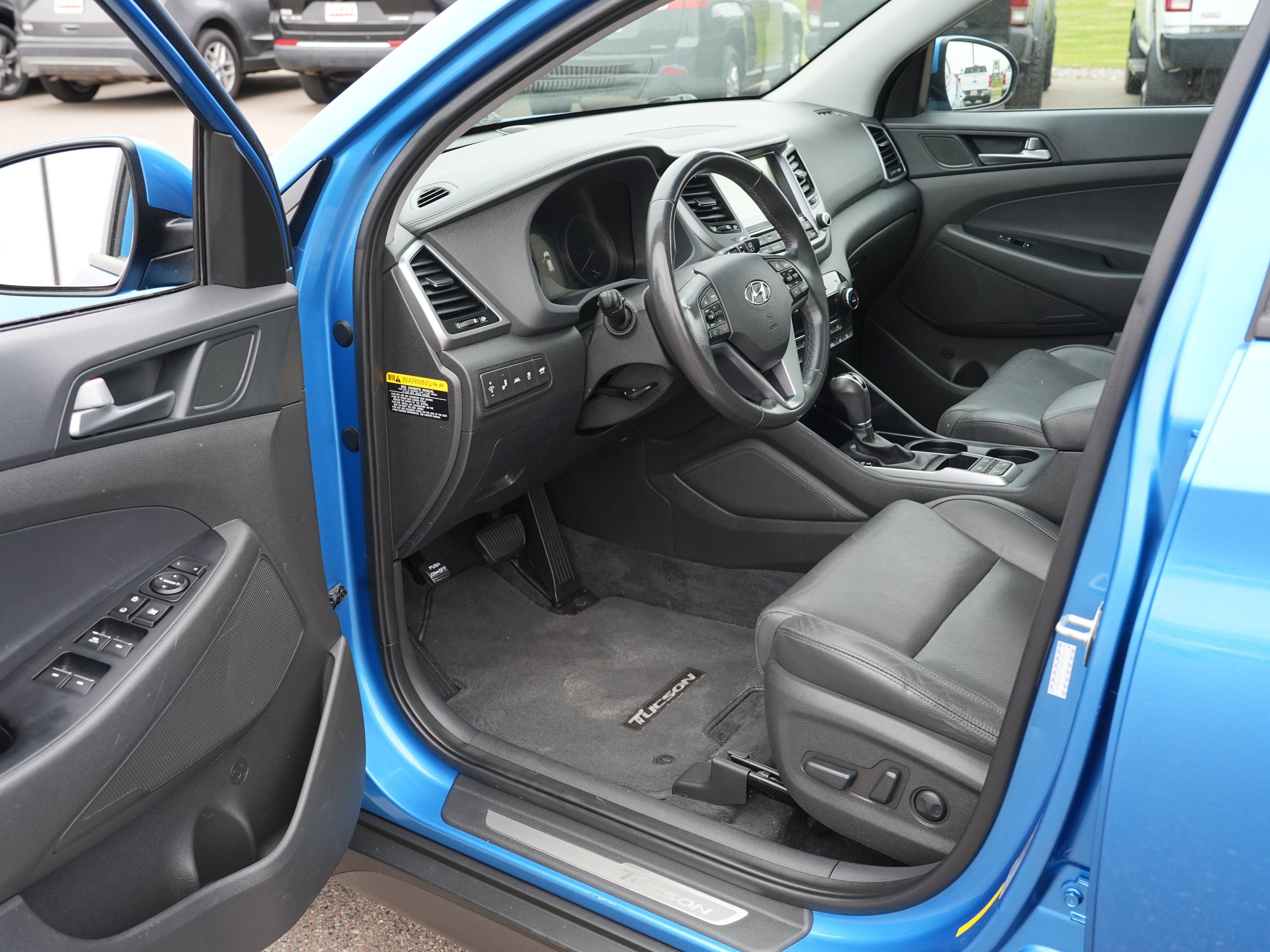 Used 2016 Hyundai Tucson Limited w/ Option Group 03 AWD/4WD image 13