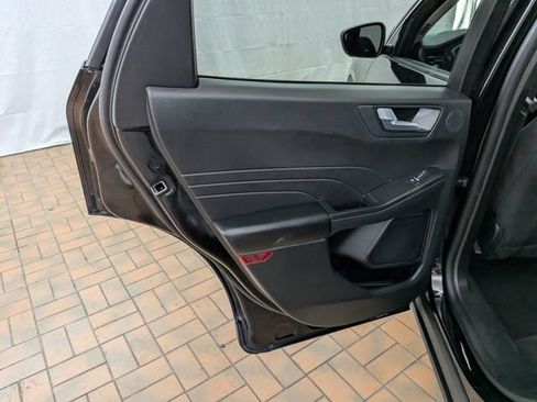 Used 2023 Ford Escape Active w/ Tech Pack #2 FWD image 18