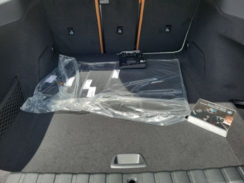 New 2026 BMW i4 eDrive40 w/ Premium Package RWD image 7