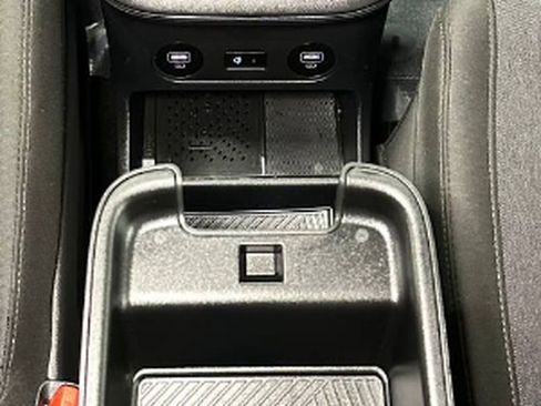 Used 2024 Hyundai Ioniq 5 SEL image 36