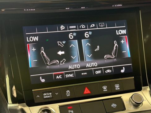 Used 2024 Audi Q8 e-tron Premium AWD/4WD image 20