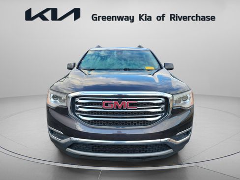 Used 2018 GMC Acadia SLT image 2