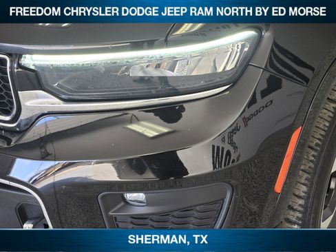 Used 2021 Jeep Grand Cherokee L Overland w/ Luxury Tech Group IV image 7