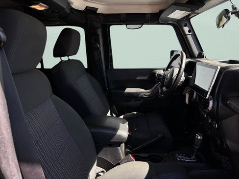 Used 2012 Jeep Wrangler Unlimited Sport w/ Black Appearance Group AWD/4WD image 29