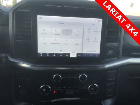 Used 2021 Ford F150 Lariat w/ FX4 Off-Road Package image 18