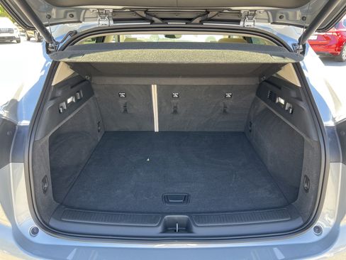 Certified 2023 Buick Envision Avenir FWD image 23