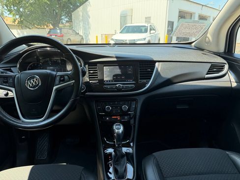 Used 2022 Buick Encore Preferred w/ Safety Package FWD image 18