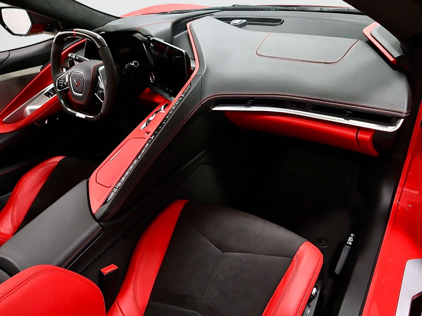 Used 2025 Chevrolet Corvette Z06 RWD image 16