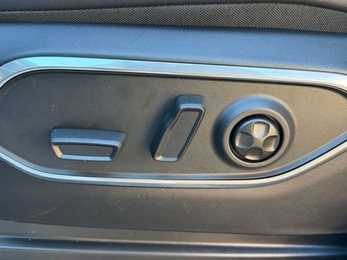 New 2026 Jeep Grand Wagoneer image 17