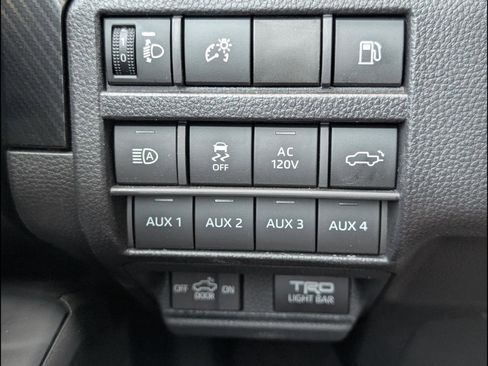 Used 2025 Toyota Tacoma TRD Pro AWD/4WD image 14