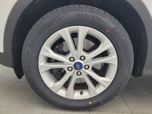 Used 2019 Ford Escape SE AWD/4WD image 31
