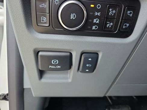 New 2025 Ford F150 Lariat w/ Equipment Group 501A Mid image 10