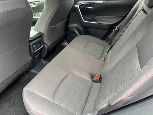 Used 2023 Toyota RAV4 SE image 12