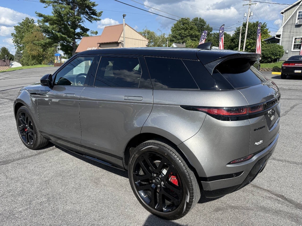 Used 2023 Land Rover Range Rover Evoque R-Dynamic SE AWD/4WD image 8