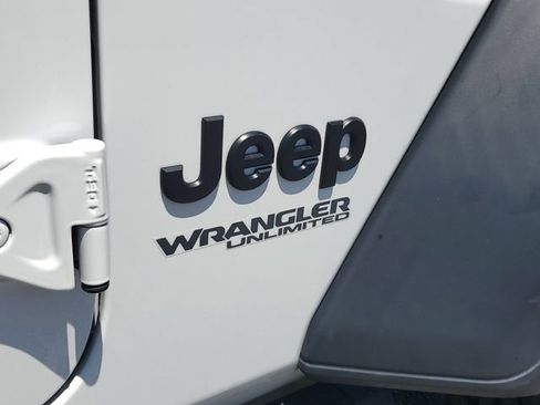Used 2022 Jeep Wrangler Unlimited Sport AWD/4WD image 8