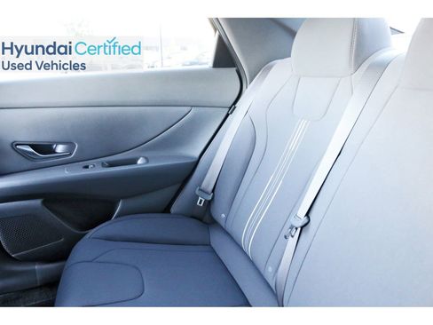 Certified 2025 Hyundai Elantra Sport image 14