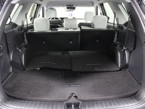 Certified 2025 Hyundai Palisade SE FWD image 17