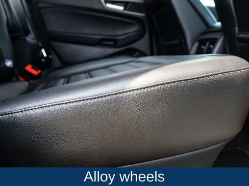 Used 2024 Ford Edge SEL image 18