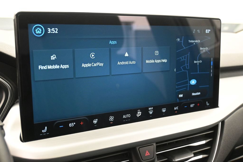 Used 2024 Ford Escape SE w/ PHEV Premium Package FWD image 3